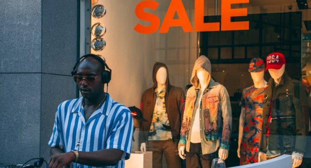 Summer Sale Weekends Summer Sale Weekends