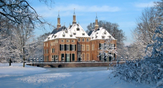 Duivenvoorde in sneeuw