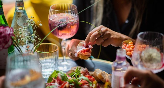 10 beste borrelplekken van Den Haag Café de Florez