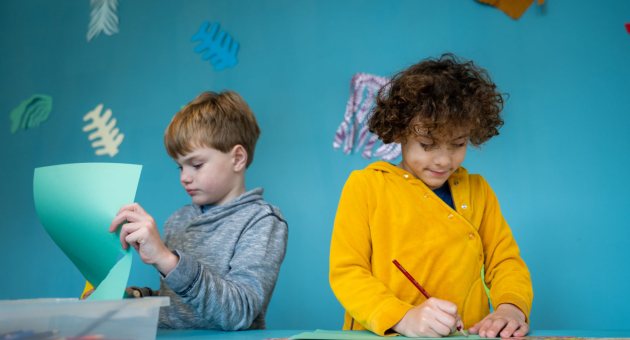 Iedere woensdagmiddag kunnen kinderen vanaf 4 jaar gratis in de ZEElab van Muzee creatief aan de slag. 