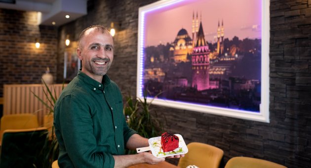 Maak op een magische wijze kennis met een wereldkeuken zoals alleen de Schilderswijk die kent (c) Hani Chladilova