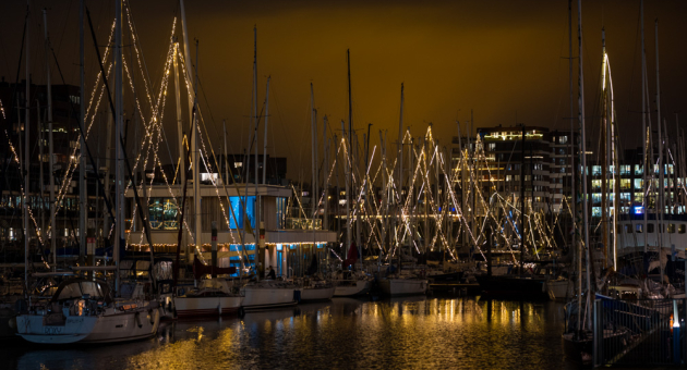 Lichtjes in de Haven van Scheveningen
