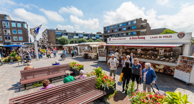 Wijkmarkt Loosduinse Hoofdplein