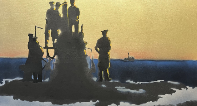 Silhouetten van soldaten bij zonsondergang op zee (c) Jaap Paauwe
