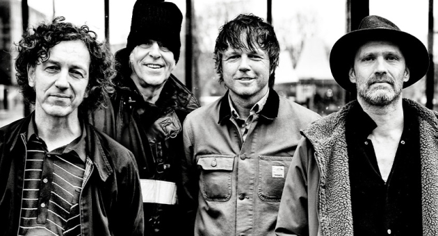 Band Claw Boys Claw in zwart wit