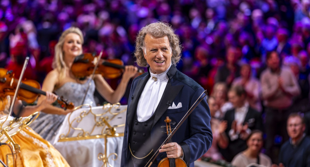 andre-rieu-s-2025-christmas-concert_-merry-christmas__andre-rieu-productions-piece-of-magic-entertainment