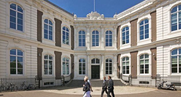 Paleis Kneuterdijk