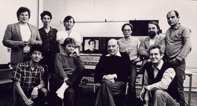V.l.n.r. Cesar Messemaker, Tom van Vliet, Jan Blom, Flip de Kam (monitor), Rien Hagen, Hans Wentholt, Martin Uitvlugt. Onder Han Ing Lim, Olga Uitvlugt, Paul Brand en Donald Janssen
