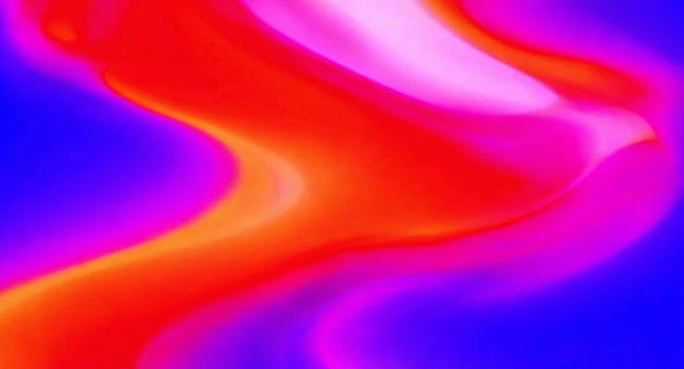 Golven van levendige kleuren in roze en blauw.