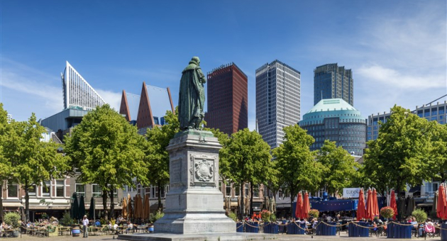 Skyline Den Haag op Het Plein