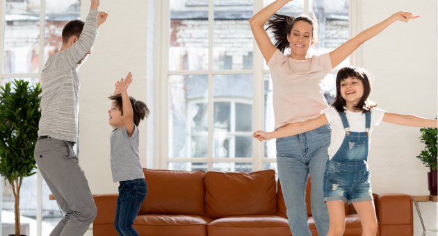 zumba-family.png