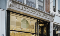 Stroopwafel winkel van Van Schaik in de Venestraat 43 in Den Haag