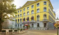 Vooraanzicht van Hotel Des Indes