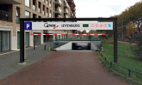 Ingang van de Q-Park Leyenburg parkeergarage
