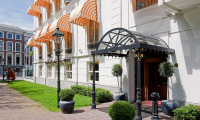 Ingang van Boutique Hotel Carlton Ambassador 