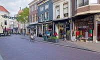 Straatbeeld van de Denneweg