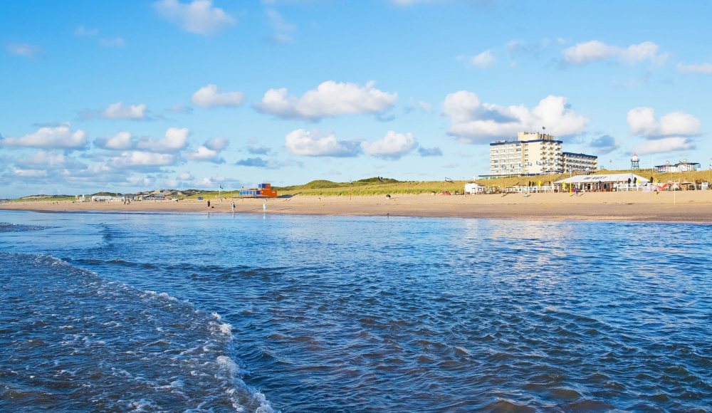 Strandhuisaccommodaties Nederland; slapen op het strand - Reisliefde