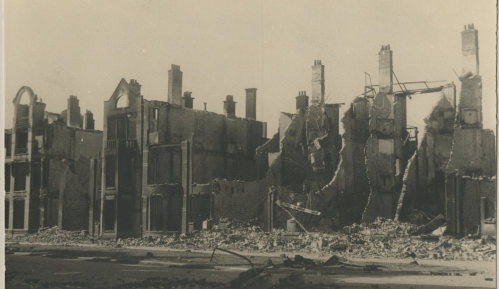Bombardement Bezuidenhout Verwoestingen - Haags Gemeentearchief Bombardement Bezuidenhout Verwoestingen - Haags Gemeentearchief
