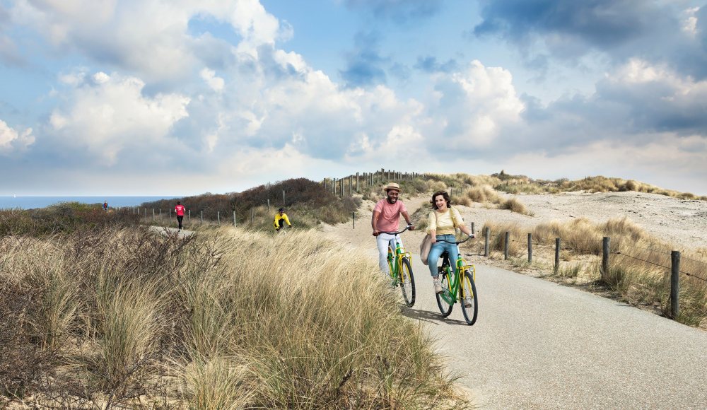 Zee van ruimte - fietsen in de duinen
