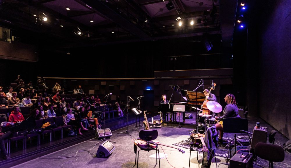 Concertzaal Amare optreden Foto Alex Schröder Concertzaal Amare optreden Foto Alex Schröder