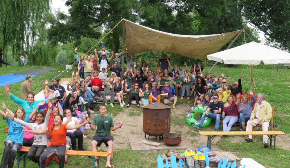 Groepsfoto buurtcamping
