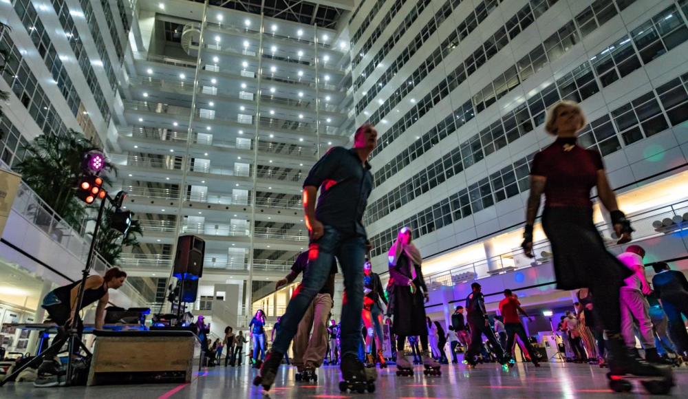 Rollerskate Museumnnacht foto: Mike Kromjong Rollerskate Museumnnacht foto: Mike Kromjong