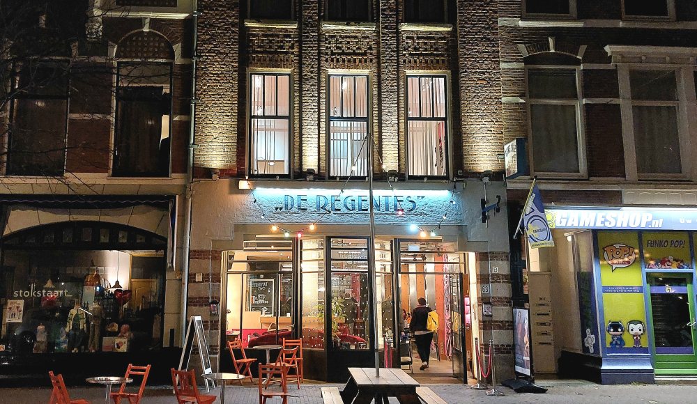 Theater de Nieuwe Regentes in Den Haag