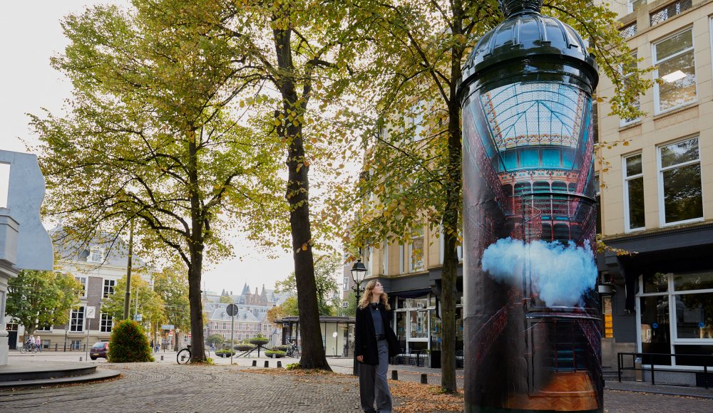Berndnaut Smilde zuil Nimbus - Foto: Johan Nieuwenhuize Berndnaut Smilde zuil Nimbus - Foto: Johan Nieuwenhuize