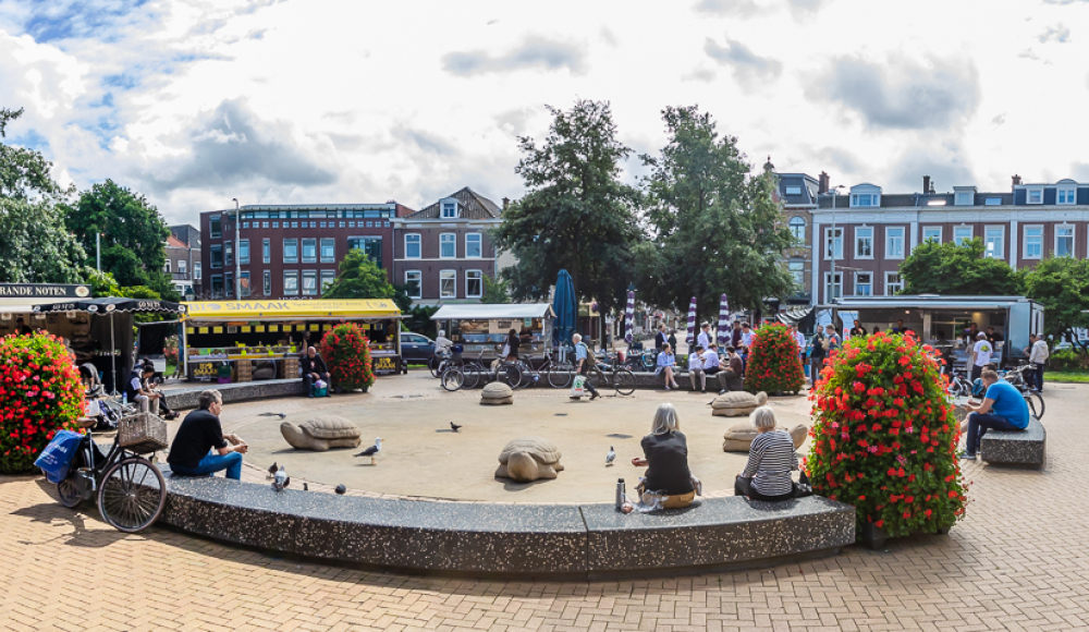 Wijkmarkt Zeeheldenkwartier op het Prins Hendrikplein 
