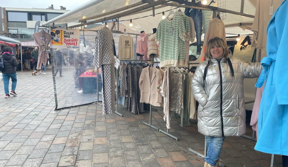 Wijkmarkt Loosduinse Hoofdplein