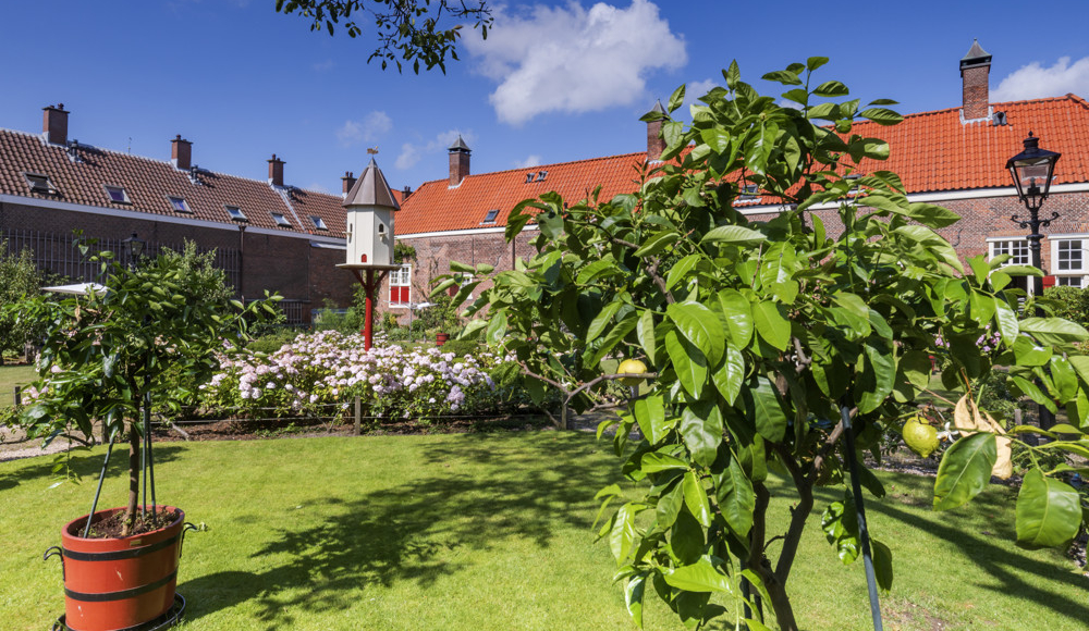 Het Hofje van Wouw - Foto: Arjan de Jager