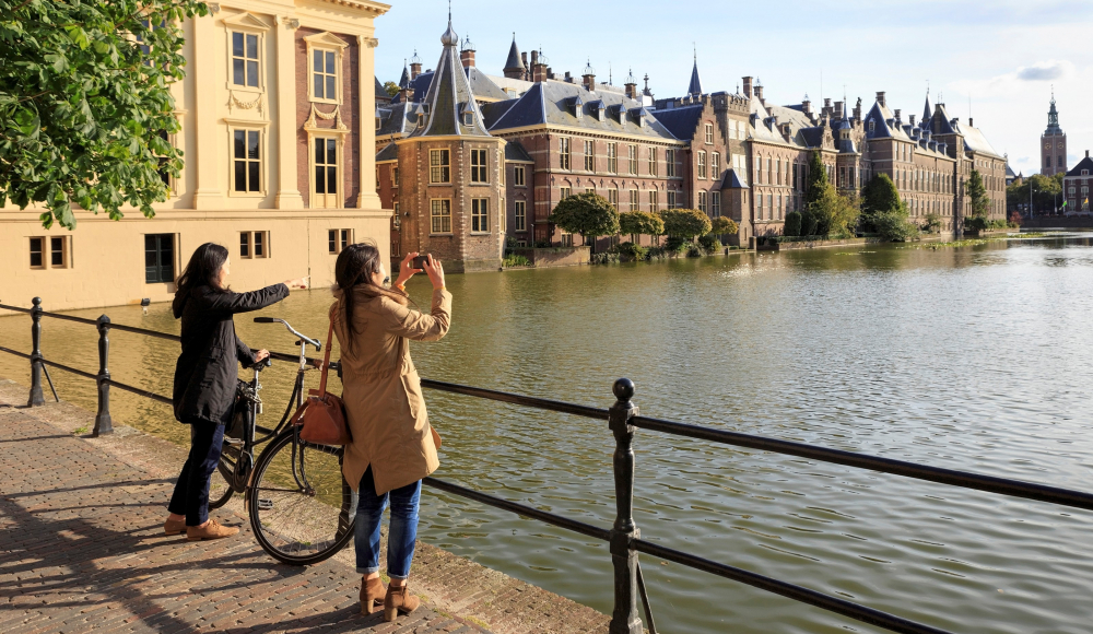 Hofvijver en Binnenhof in Den Haag Hofvijver en Binnenhof in Den Haag
