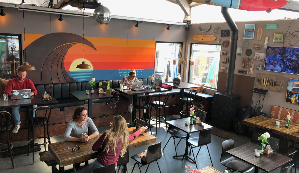 Aloha Strandpaviljoen Surfschool,Surfshop, Kitchen & Events Aloha Strandpaviljoen Surfschool,Surfshop, Kitchen & Events