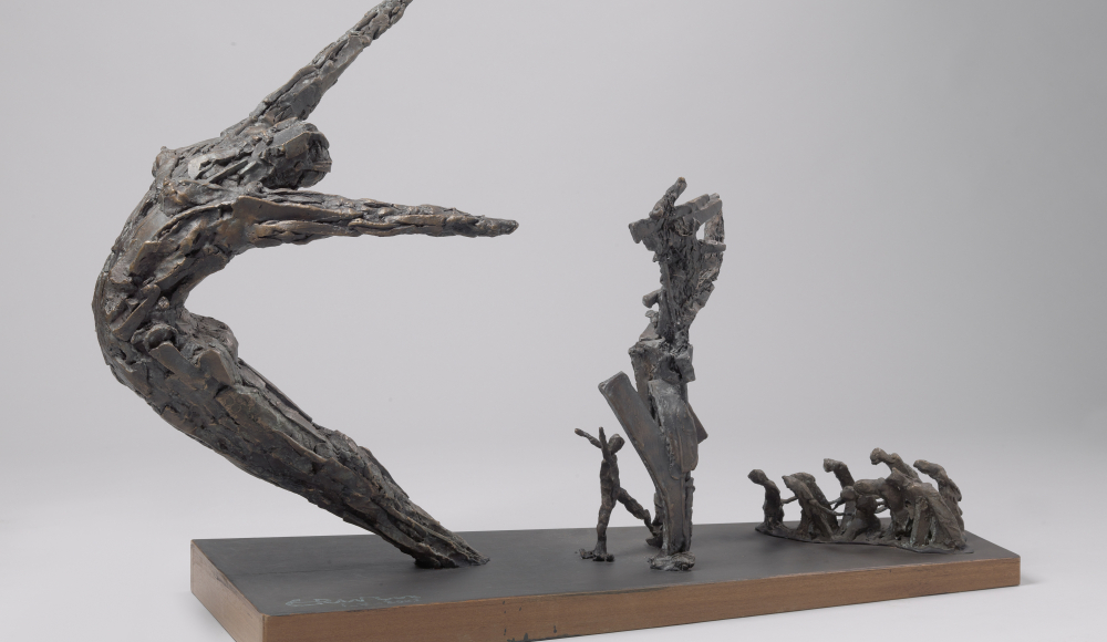 Bronze model of the National Monument dedicated to the history of slavery, with dynamic figures representing liberation and struggle, designed by Erwin de Vries. Bronze model of the National Monument dedicated to the history of slavery, with dynamic figures representing liberation and struggle, designed by Erwin de Vries.