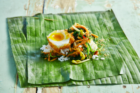 Nasi Bunkus op bananenblad Nasi Bunkus op bananenblad