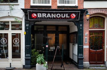 Geniet met je DenHaagPas van korting op diverse voorstellingen in Theater Branoul