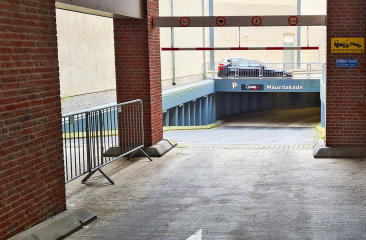 Ingang van parkeergarage Q-Park Mauritskade (c) Q-Park Ingang van parkeergarage Q-Park Mauritskade (c) Q-Park