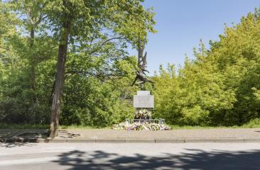 Englandspiel monument