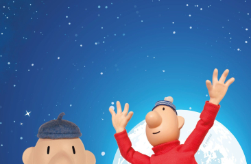 Twee animatiefiguren met mutsen voor een maan en sterrenhemel, één met armen omhoog