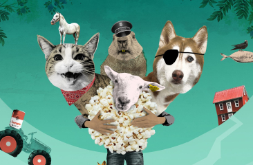 Collage van grappige dieren met popcorn en props