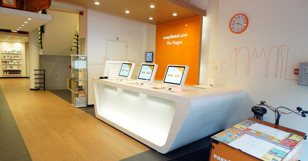 EasyHotel Den Haag City Centre EasyHotel Den Haag City Centre