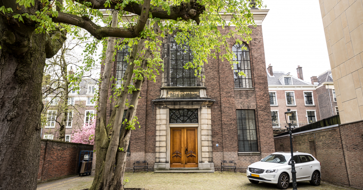 Joodse synagoge 75 jaar Vrijheid Den Haag Fleur Beemster
