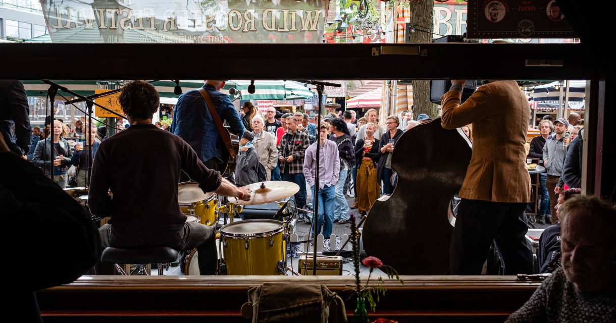 Party favelas in full swing on the Grote Market, in The Hague