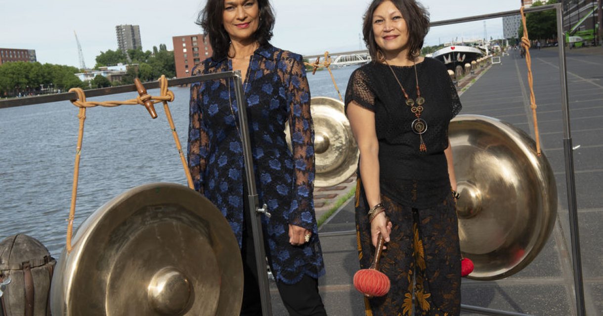 Ritual Bells - Stadsprogramma Nationale Herdenking 15 augustus Ritual Bells - Stadsprogramma Nationale Herdenking 15 augustus