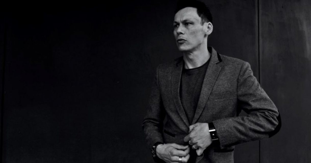 Luke slater: The 7th Plain Luke slater: The 7th Plain