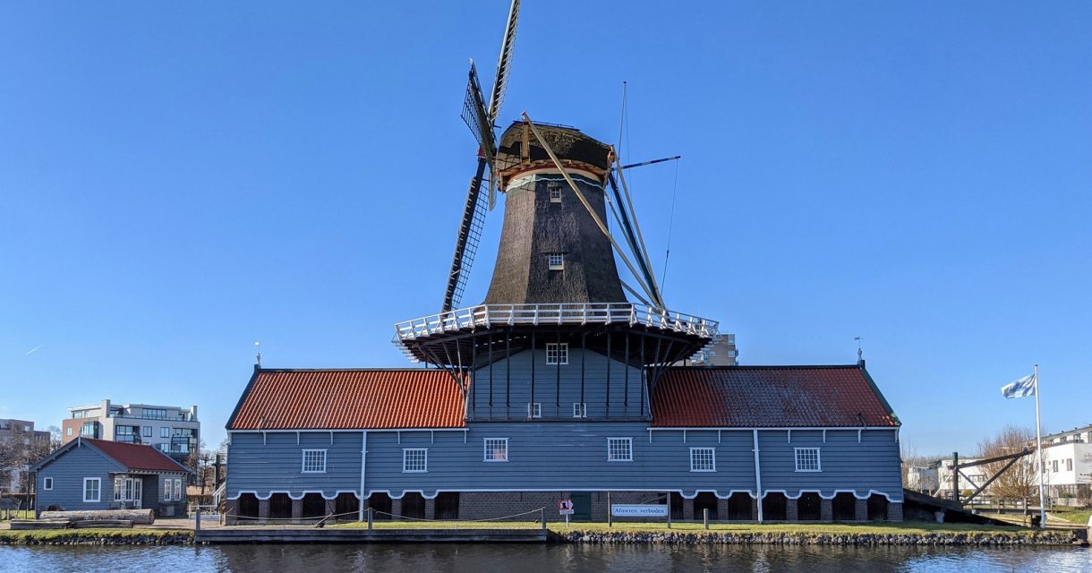 Molen de Salamander, Leidschendam-Voorburg, foto Sake Witteveen Molen de Salamander, Leidschendam-Voorburg, foto Sake Witteveen