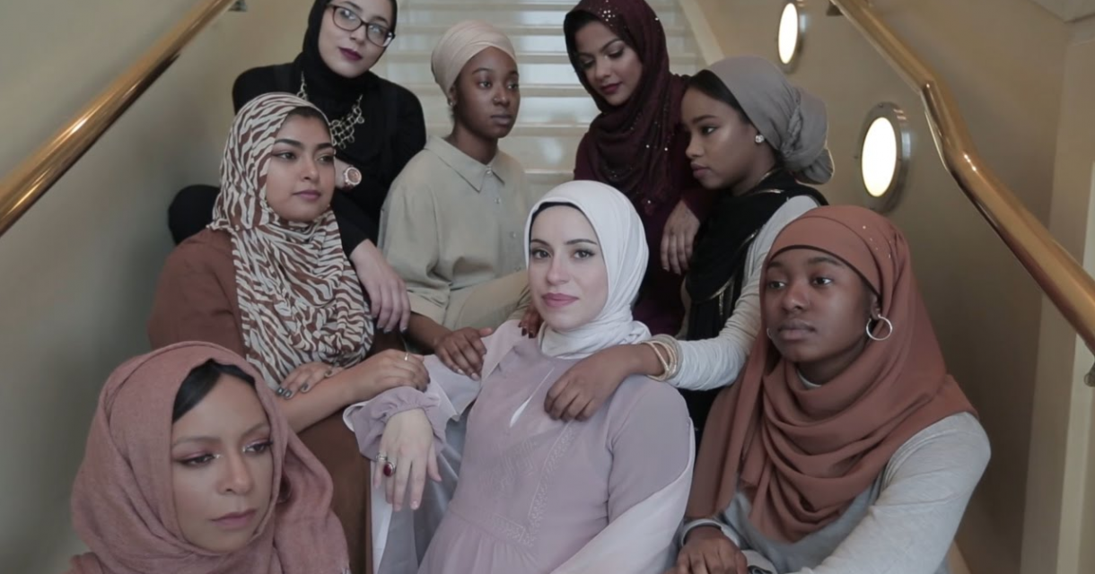 WRAP_MY_HIJAB_LAAKTHEATER_DENHAAGCOM WRAP_MY_HIJAB_LAAKTHEATER_DENHAAGCOM