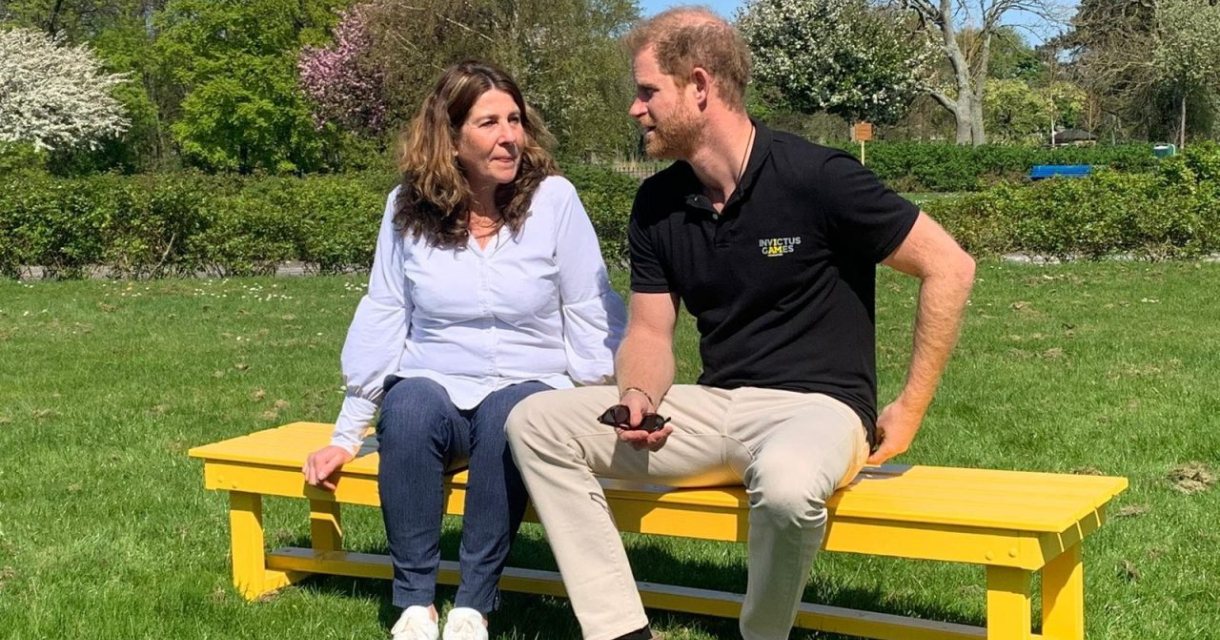 Conny Wenting en Prins Harry on the Yellow Bench Conny Wenting en Prins Harry on the Yellow Bench