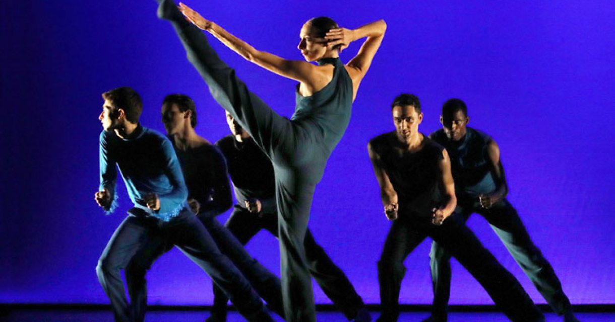 Introdans Aqua_Foto: Hans Gerritsen Introdans Aqua_Foto: Hans Gerritsen