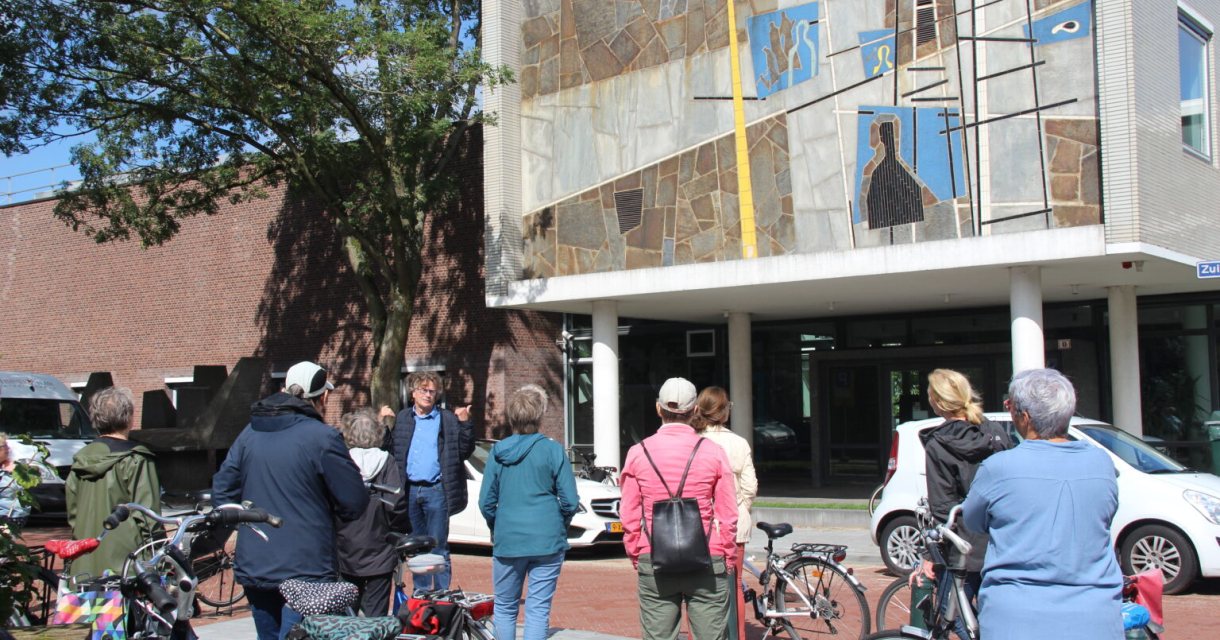 Kunst en architectuur in Den Haag Zuidwest: Fietstocht o.l.v. Piet Vernimmen Kunst en architectuur in Den Haag Zuidwest: Fietstocht o.l.v. Piet Vernimmen
